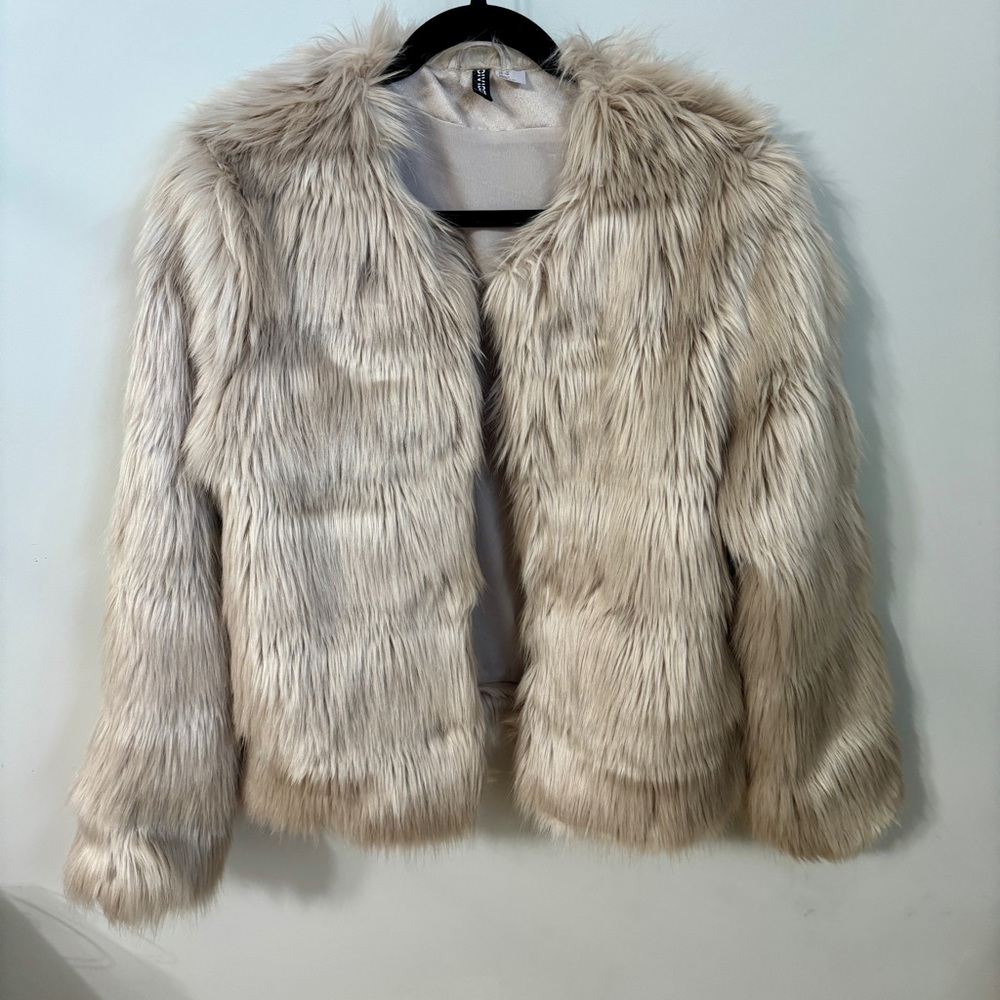 H&M Cream Faux Fur Teddy Jacket